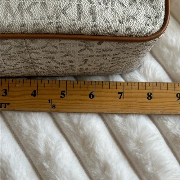 Michael Kors Monogram Cream and Tan Crossbody Bag - Picture 9 of 11